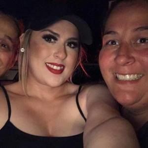 Meet your Posher, Leonor